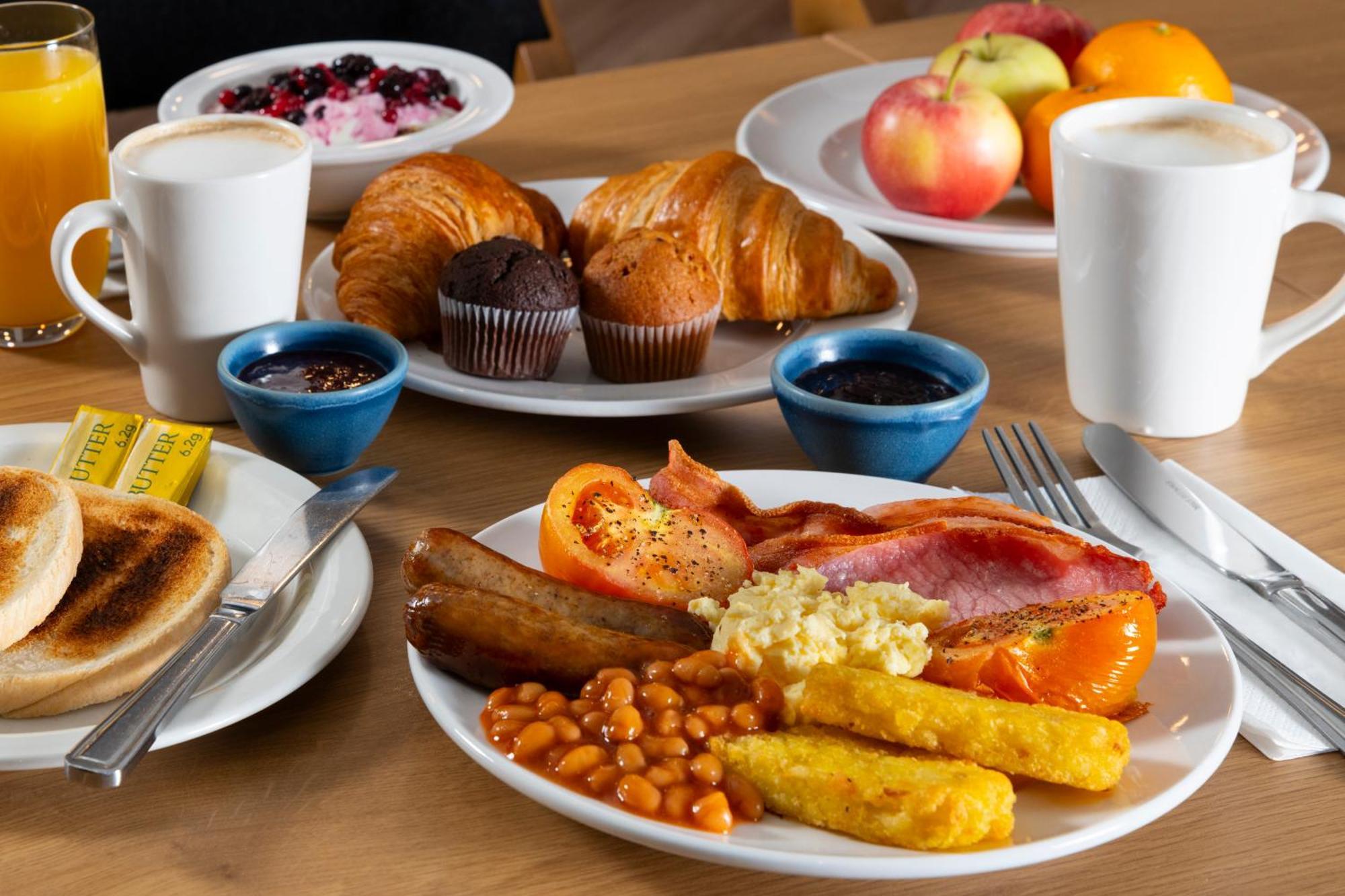 Express By Ihg Hotel 3*